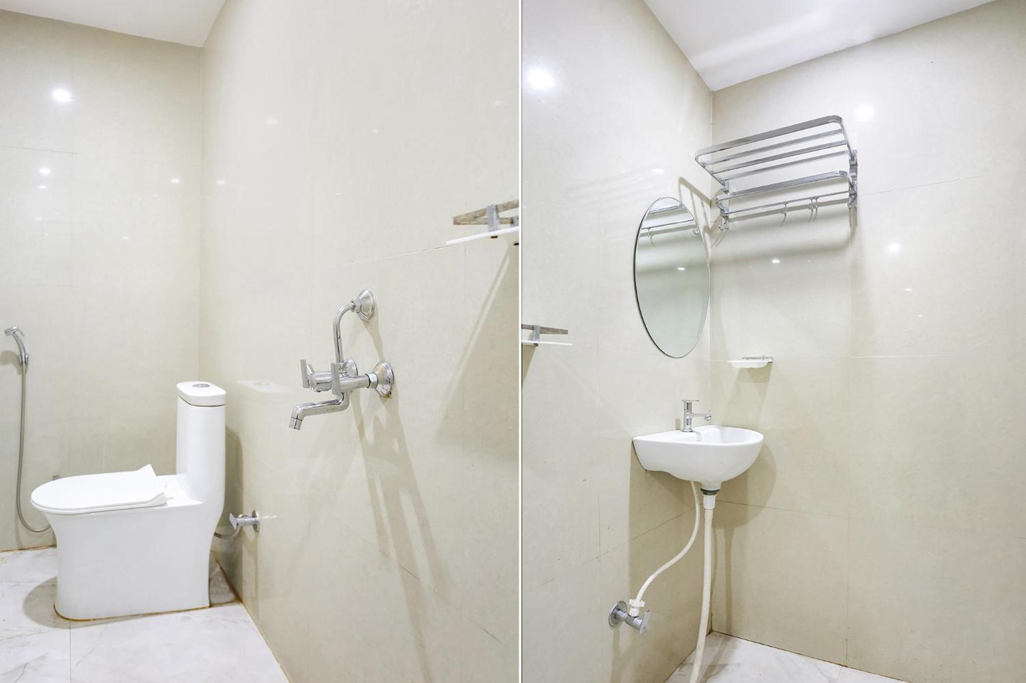 Fabhotel Hari Kunj 900 M From Kashi Vishwanath Temple Варанасі Екстер'єр фото
